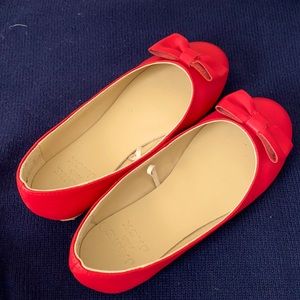 Wonderful Red Shoes used size 13 and 9 for girls